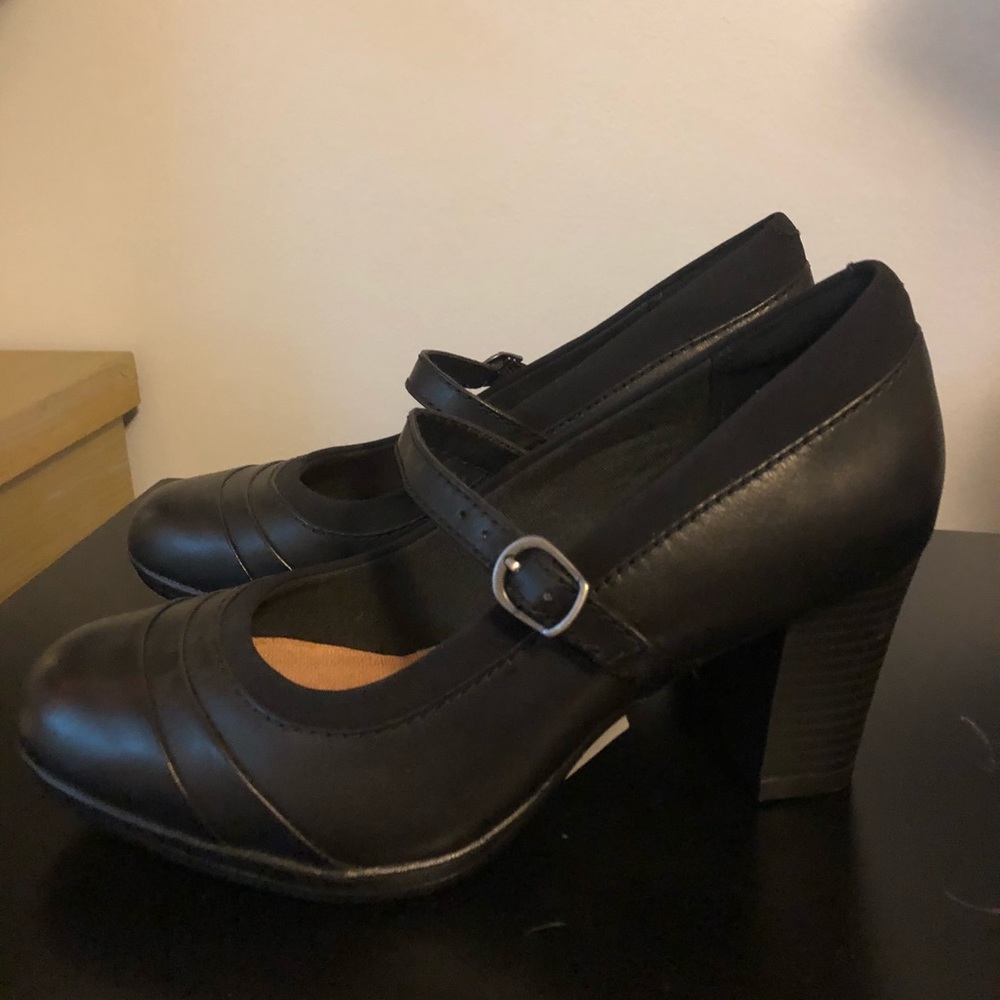 Clarks Heels
